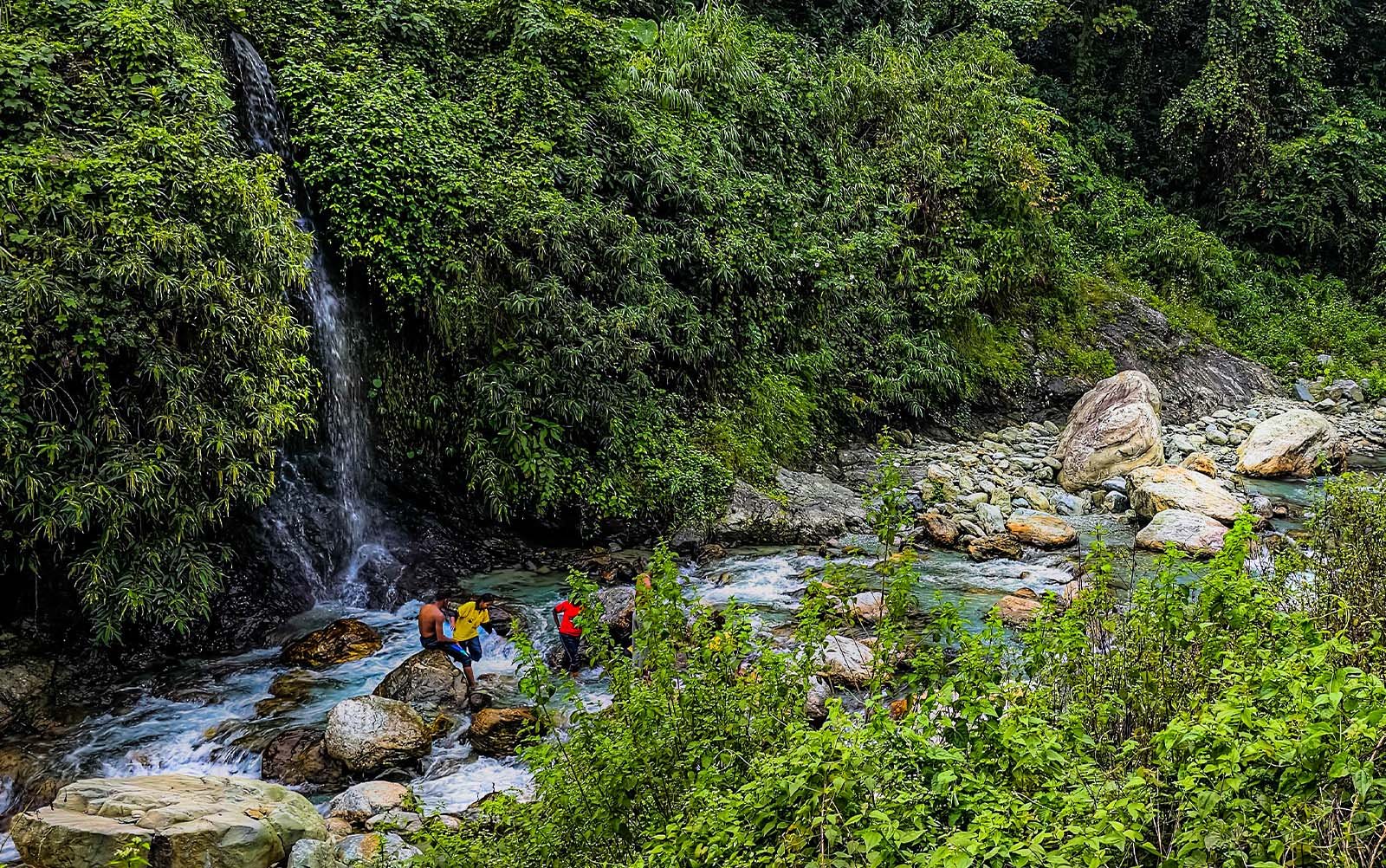 Yelbong Trek Booking